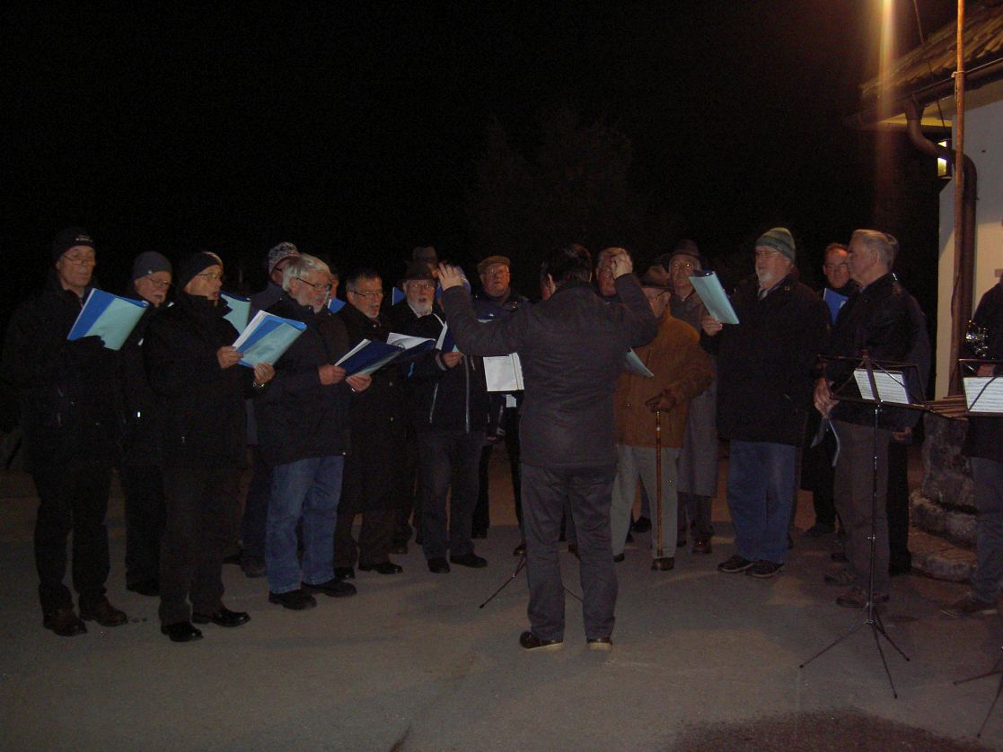 2014-9936 Weihnachtsl.Friedhof.jpg